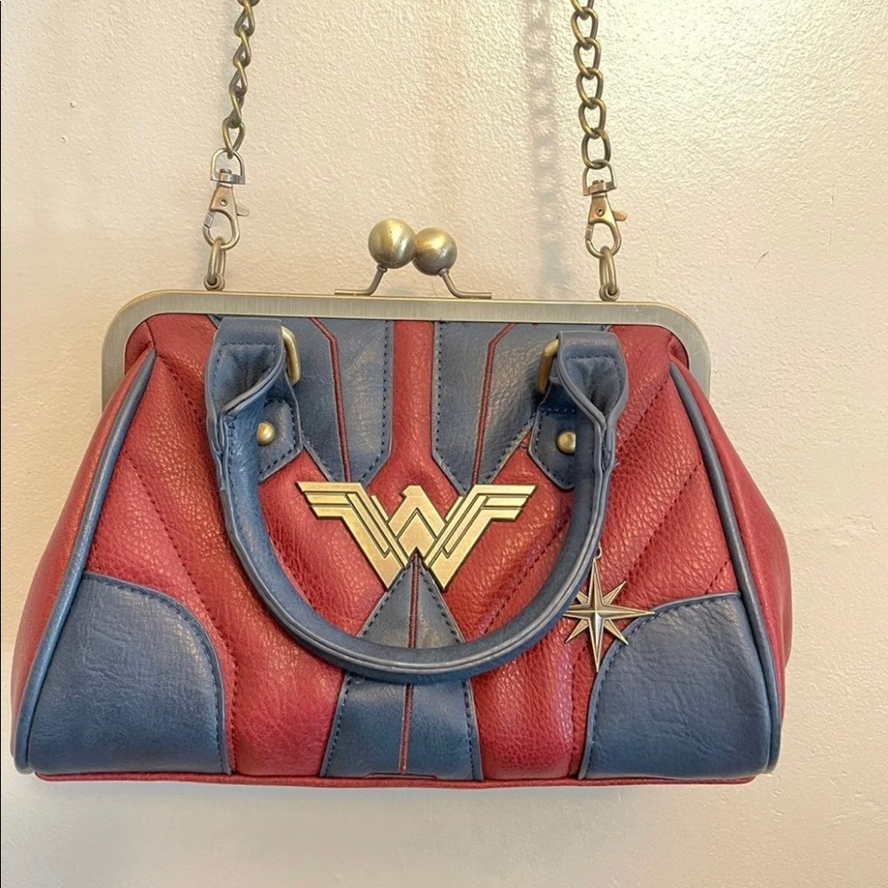 Wonder Woman purse